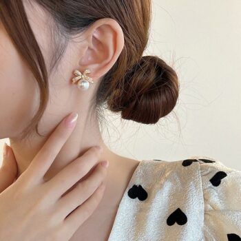 Fine Pearl Style Korean Earring