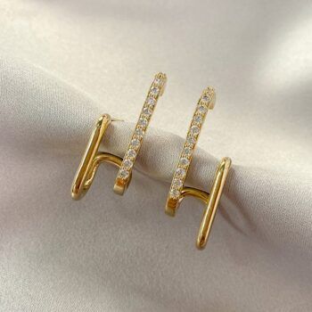 New lifestyle stud korean earring