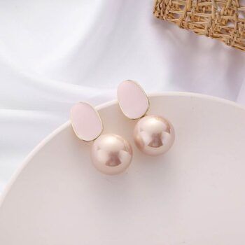 The Pink Pearl Dyno Korean Earring