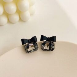 Fancy Chandelier Black Korean Earring
