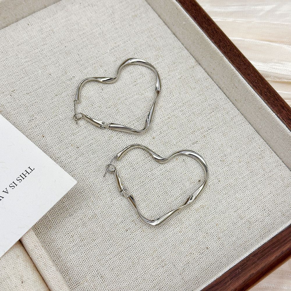 O1CN01woVF1L1gezkzUSdBM_!!2014044168-0-cib korean earrings online